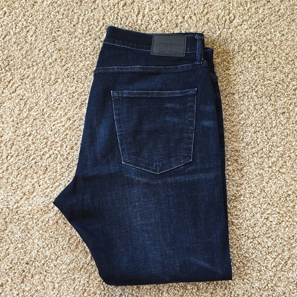 Lucky Brand Men's 36/30 Dark Wash Jeans